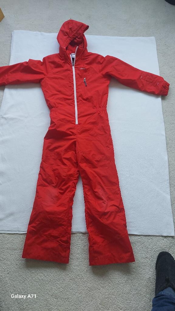 Skipak / Snowboardpak Wedze - Maat 143-152 - Rood, Sport en Fitness, Skiën en Langlaufen, Gebruikt, Kleding, Skiën, Overige merken