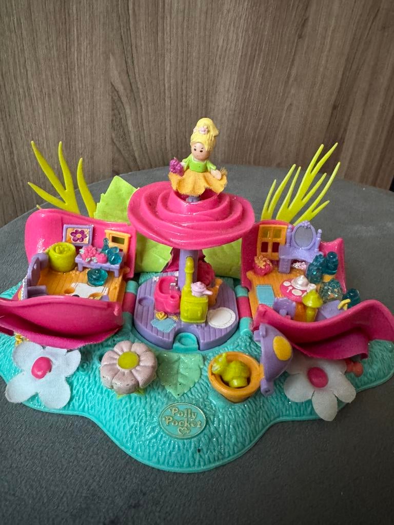 Polly pocket Rose Hideaway, Kinderen en Baby's, Speelgoed | My Little Pony, Zo goed als nieuw, Ophalen of Verzenden