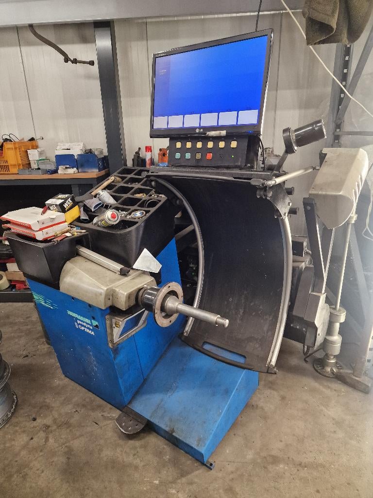 hofmann geodyna optima banden balanceer apparaat machine, Ophalen, Gebruikt