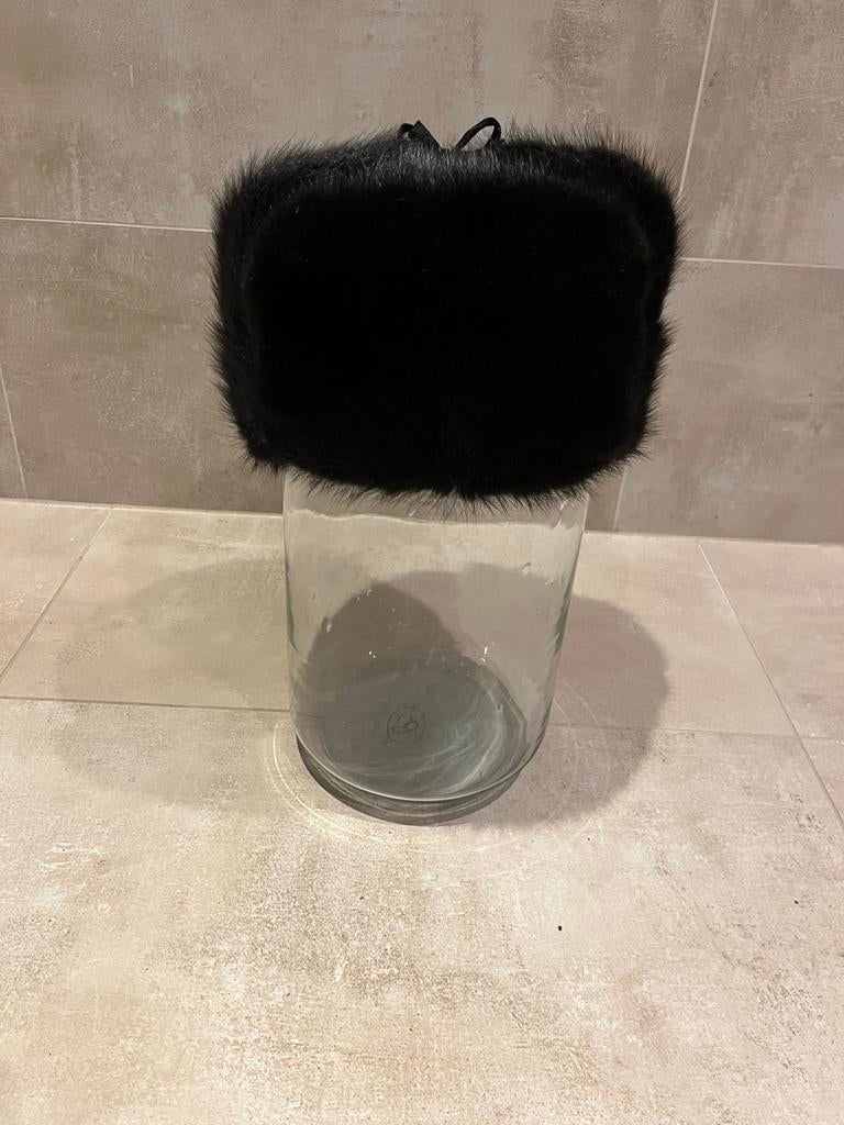 Zwarte bondmuts ideaal met dit winterweer, Ophalen, Zo goed als nieuw