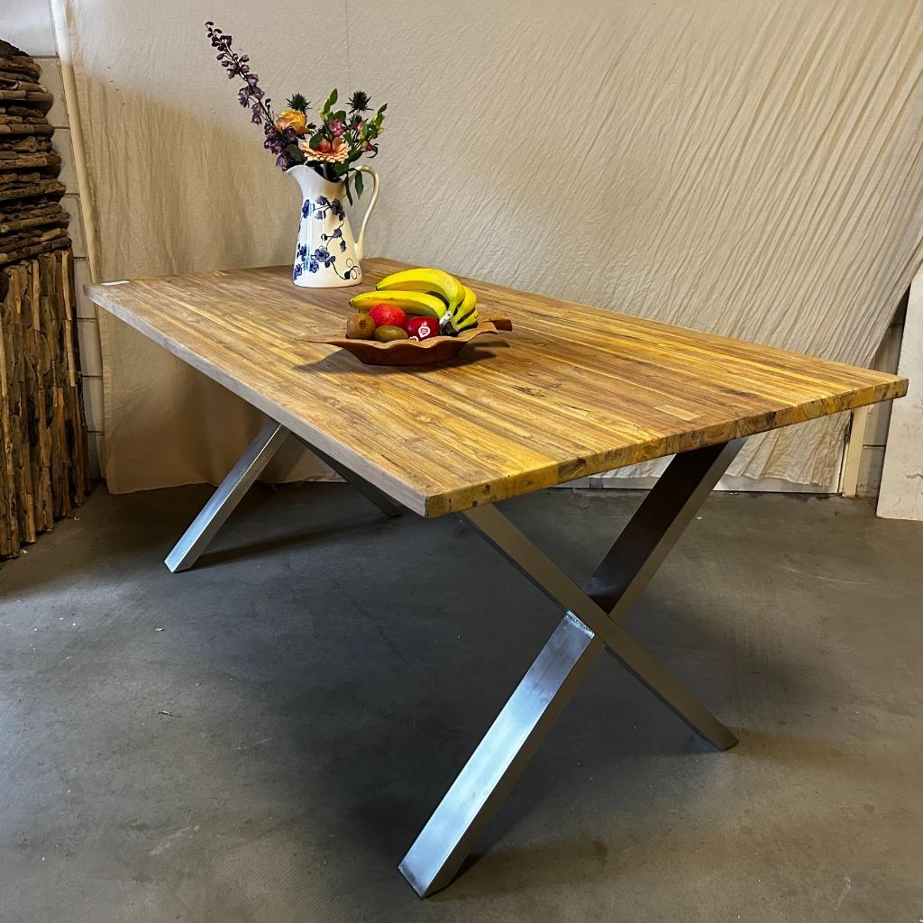 Eettafel Teakhout - 100 tot 220 cm - vanaf € 325,- TTM Wonen, TTM Wonen, TTM Wonen, Landelijk, Vijf personen of meer