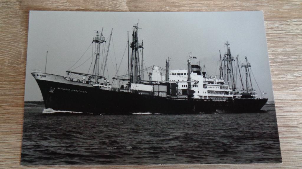 m.s Nedlloyd Sinoutskerk, Verzamelen, Scheepvaart, Verzenden, Zo goed als nieuw, Kaart, Foto of Prent