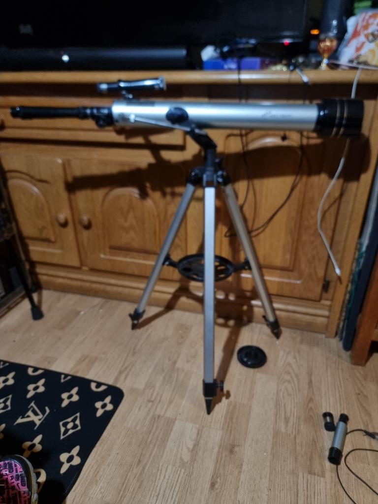 Telescoop voor beginners met accessoires, Gebruikt, Lenzentelescoop (refractor), Onbekend, Met statief