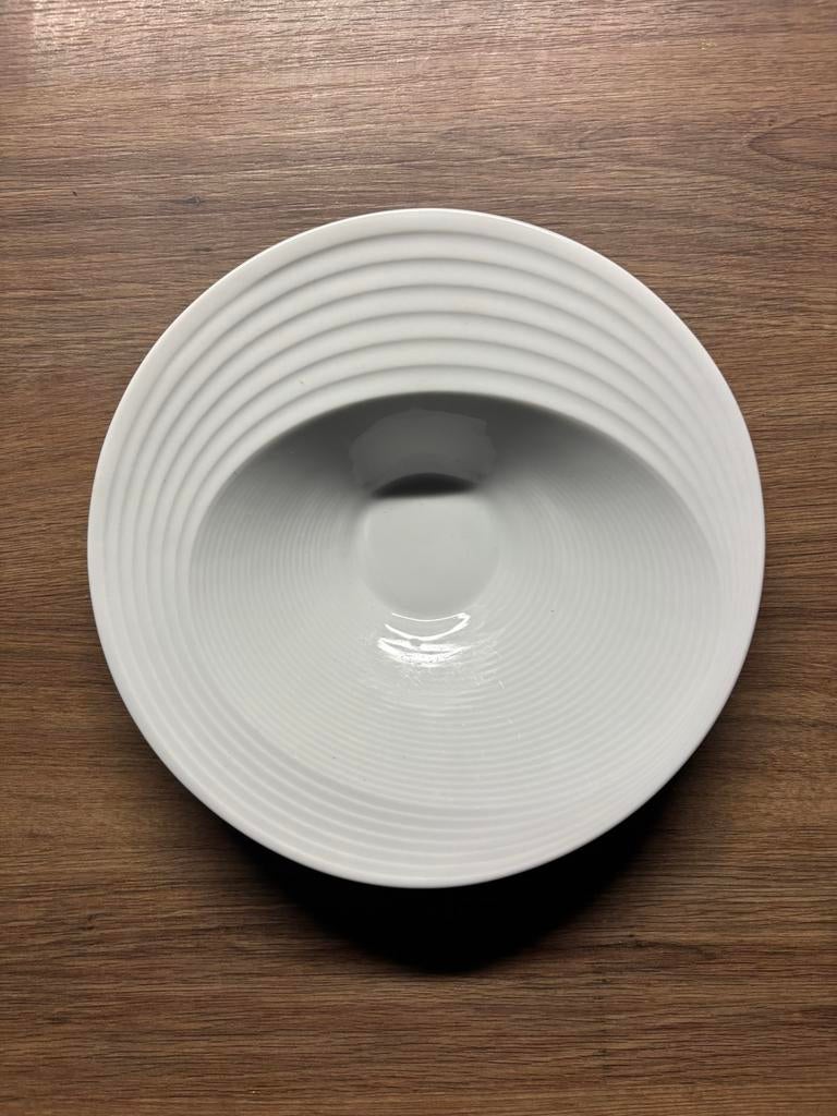 O! Luna borden 20cm, Huis en Inrichting, Keuken | Servies, Ophalen of Verzenden, Zo goed als nieuw