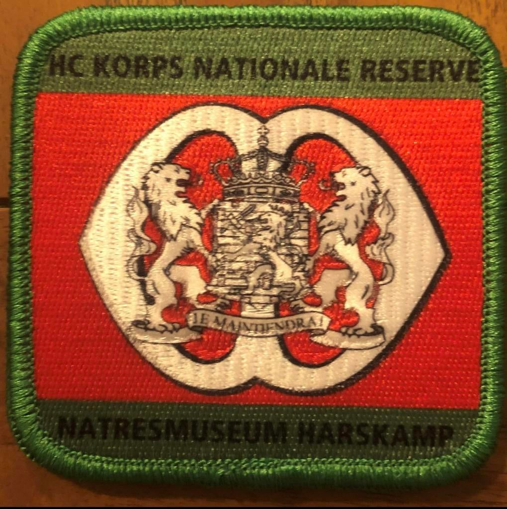 Embleem van de Historische Collectie Korps Nationale Reserve, Verzamelen, Militaria | Algemeen, Ophalen, Landmacht, Nederland