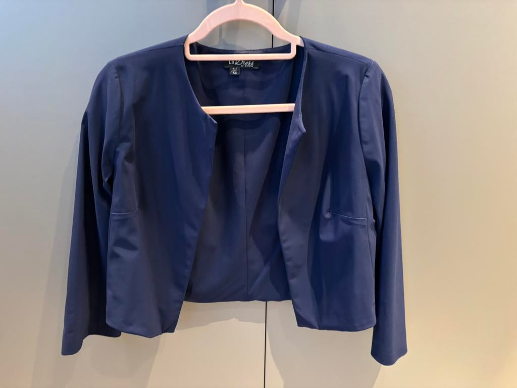 Ladress colbert jasje maat XS donkerblauw zgan, Kleding | Dames, Jasjes, Kostuums en Pakken, Ophalen of Verzenden, Zo goed als nieuw