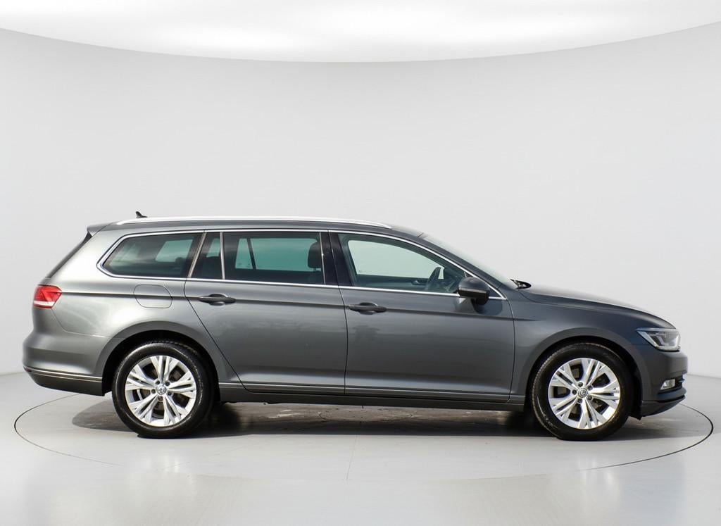 Volkswagen Passat Variant 2.0 TDI Connected Series Plus|Navi, Auto's, Volkswagen, Voorwielaandrijving, Stof, Gebruikt, 4 cilinders