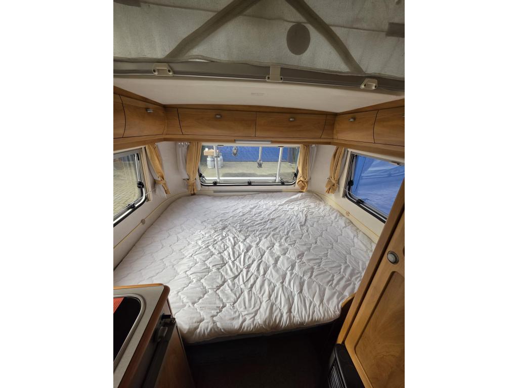 Eriba Touring Triton 430 GT, Bedrijf, 4 tot 5 meter, Overige, Dwarsbed