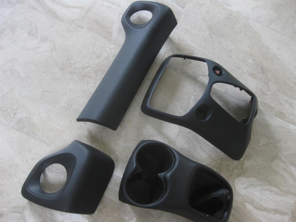 dashboard inleg, toyota aygo, citroen c1 of peugeot 108, Auto-onderdelen, Dashboard en Schakelaars, Ophalen of Verzenden, Citroën