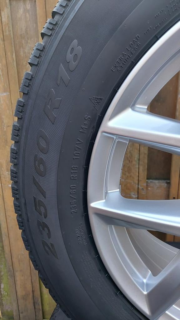 Mooie 18 inch Volvo XC60 velgen met banden, Ophalen of Verzenden