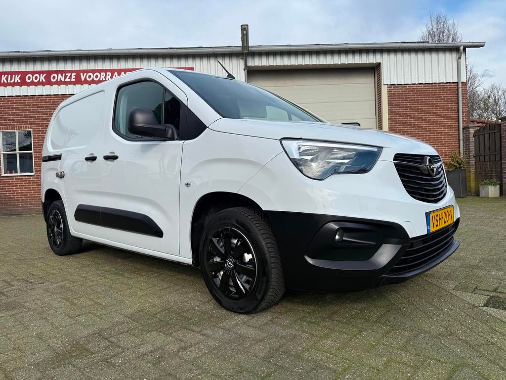 Opel Combo 1.5D L1H1 carplay navi airco cruise euro 6, Voorwielaandrijving, Gebruikt, Euro 6, 4 cilinders