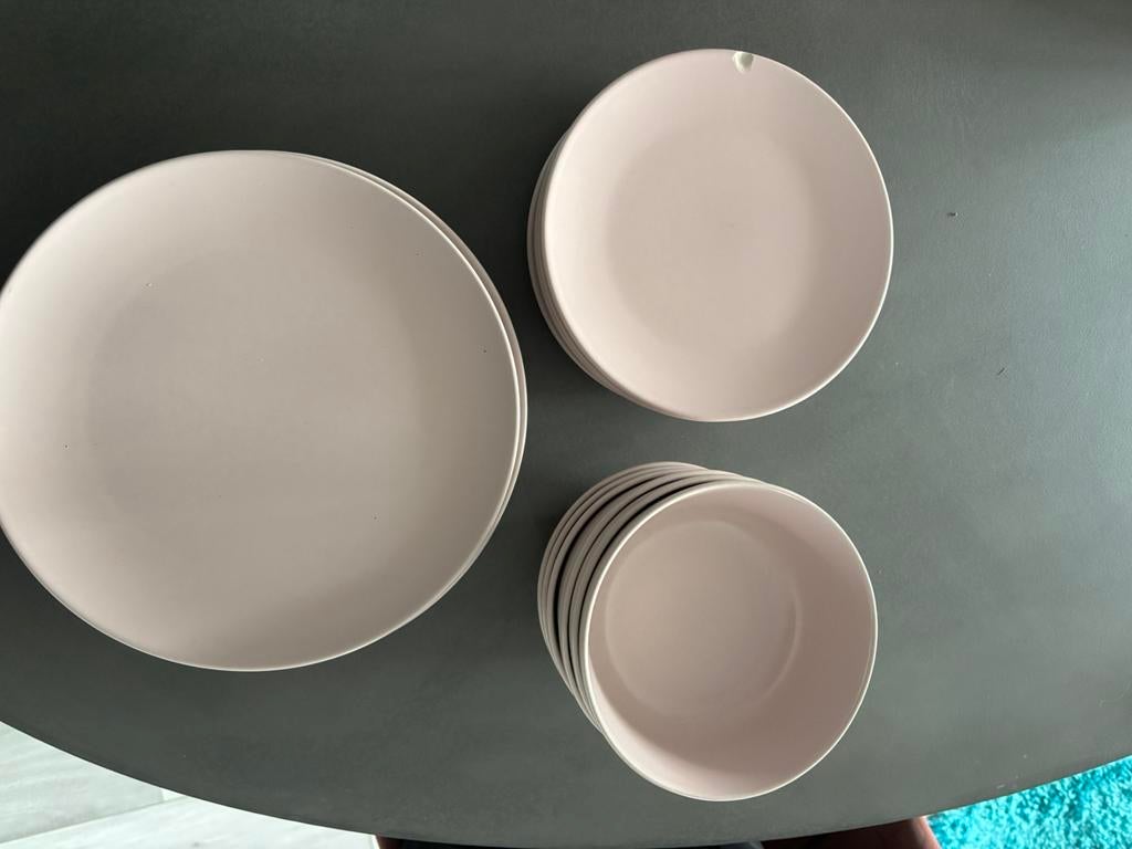 IKEA Dinera servies, Huis en Inrichting, Keuken | Servies, Overige materialen, Gebruikt, Ophalen of Verzenden, Bord(en)