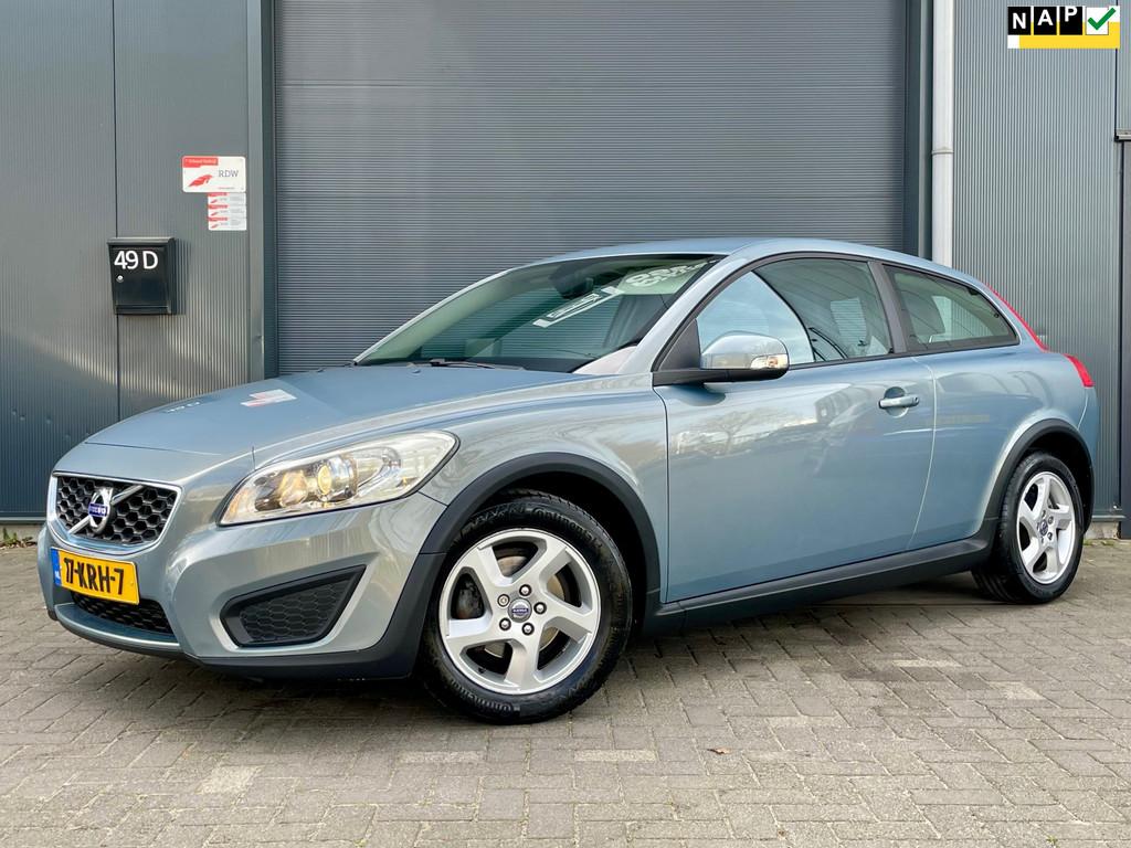 Volvo C30 1.6 Kinetic NAP CRUISE CLIMA BLUETOOTH NW APK MF S, Voorwielaandrijving, 1596 cc, Zwart, Handgeschakeld