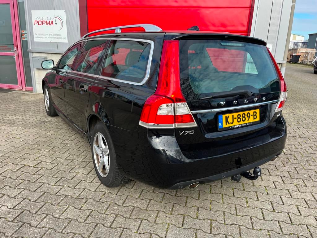 Volvo V70 2.0 D4 180pk Polar+ Automaat / Schuif-kanteldak /, Auto's, Volvo, Zwart, Diesel, 22 km/l, 750 kg