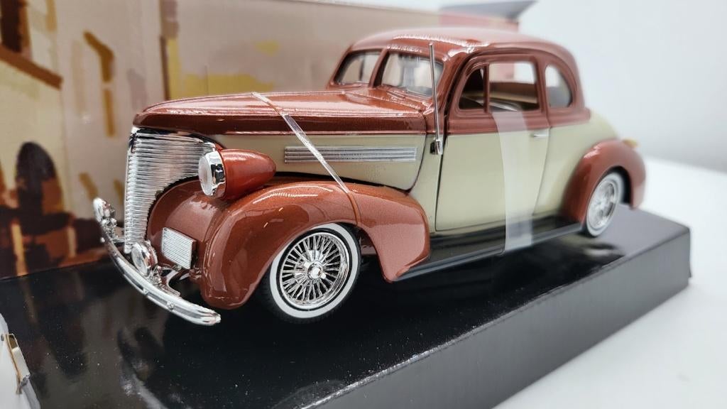 Chevrolet Coupe 1936 Bruin-Beige 1:24, Ophalen of Verzenden, Nieuw, Auto, Motormax