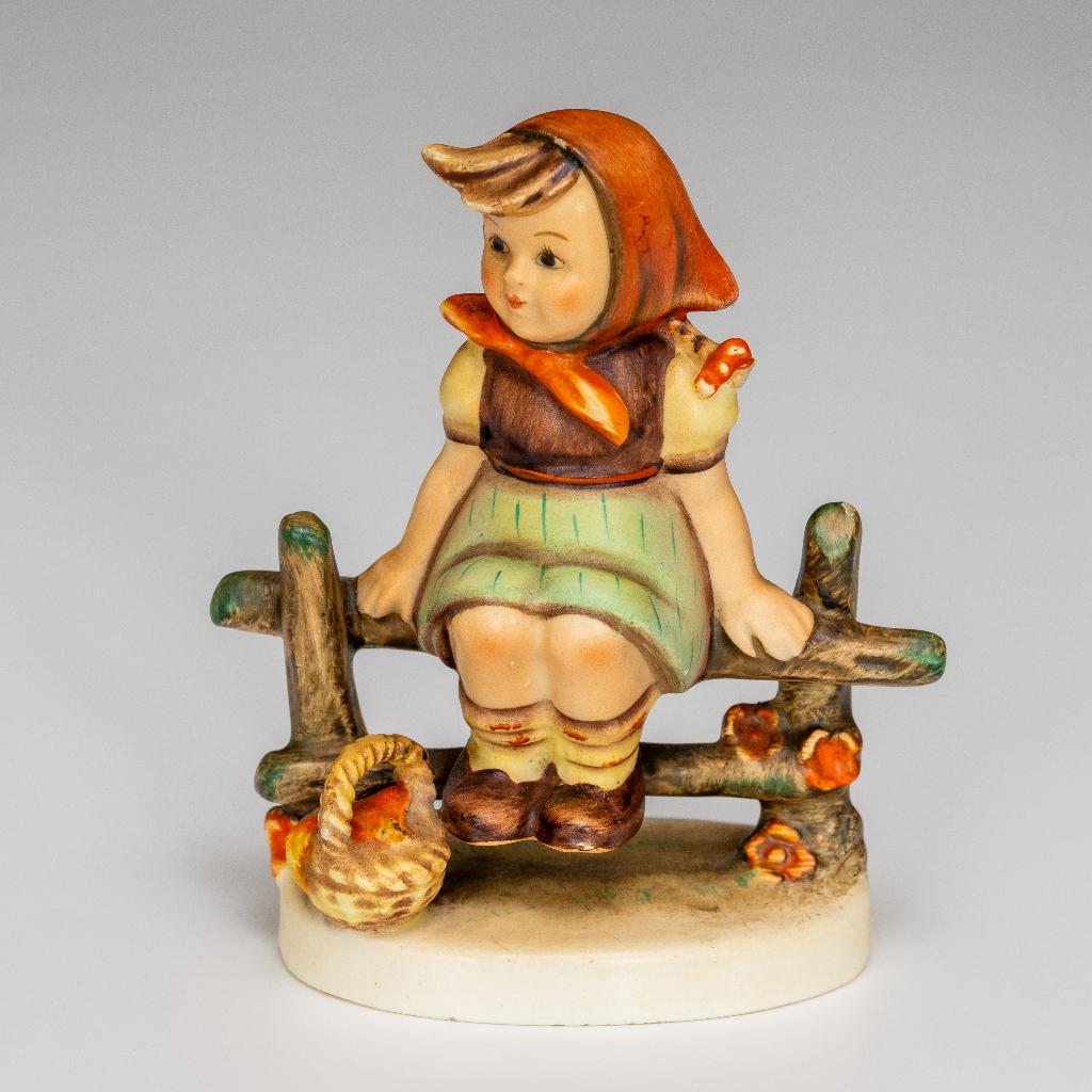 Hummel nr. 112 3/0 Mutters liebste - Just resting, Ophalen of Verzenden, Gebruikt, Hummel