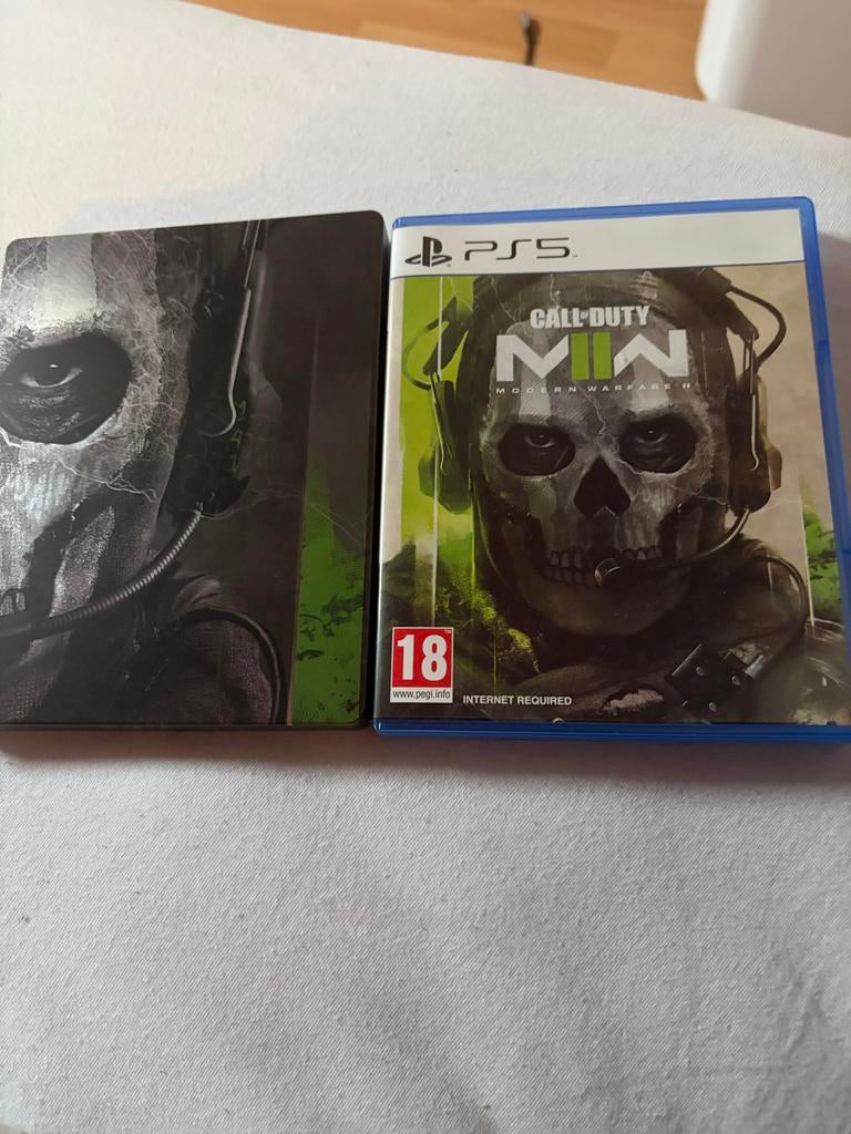 Call of Duty Modern Warfare II PS5 met steelbook, Ophalen of Verzenden, Gebruikt
