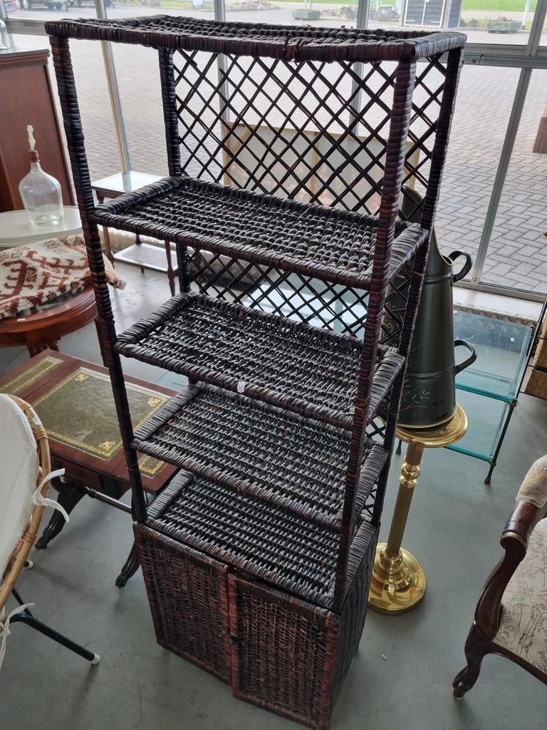 Rotan kast met planken en deurtjes, Ophalen, Overige materialen, 50 tot 100 cm, 150 tot 200 cm