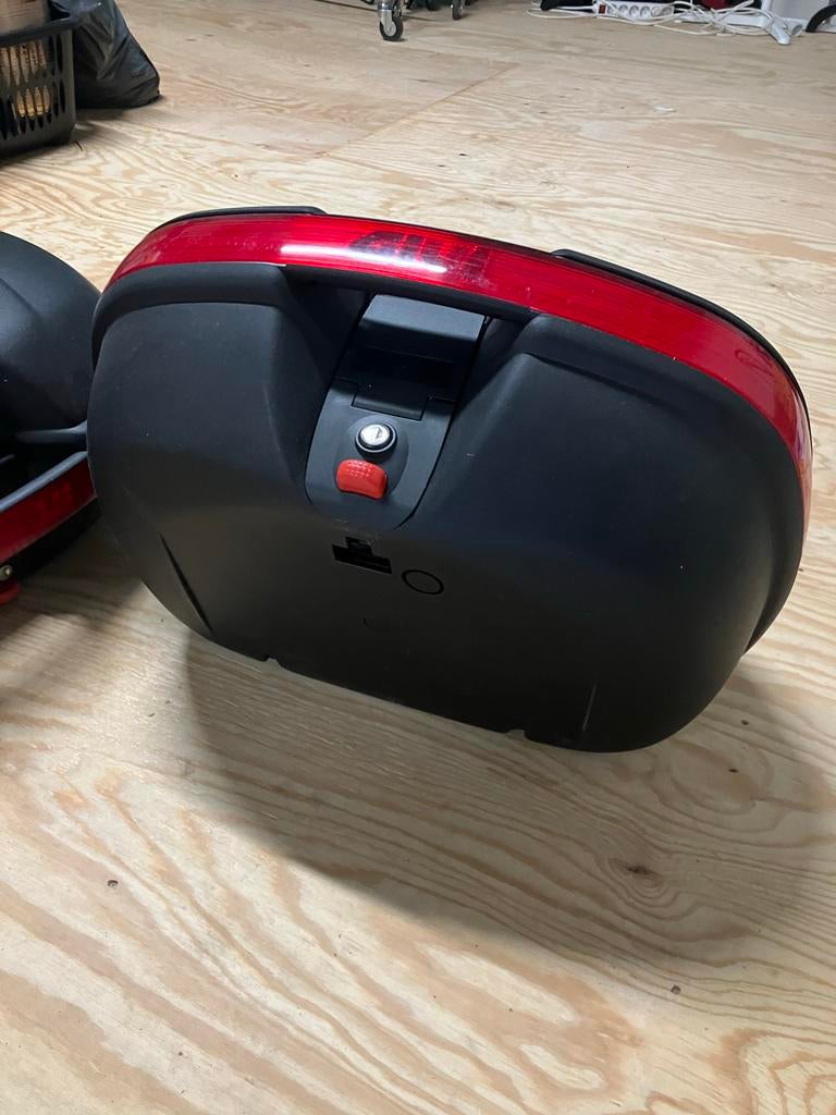 Givi zijkoffers, Motoren, Ophalen, Gebruikt