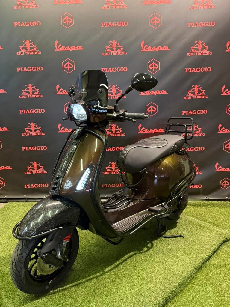 Vespa Sprint 2022! Custom Brown Green Kameleon / Garantie!, Ophalen of Verzenden, Benzine