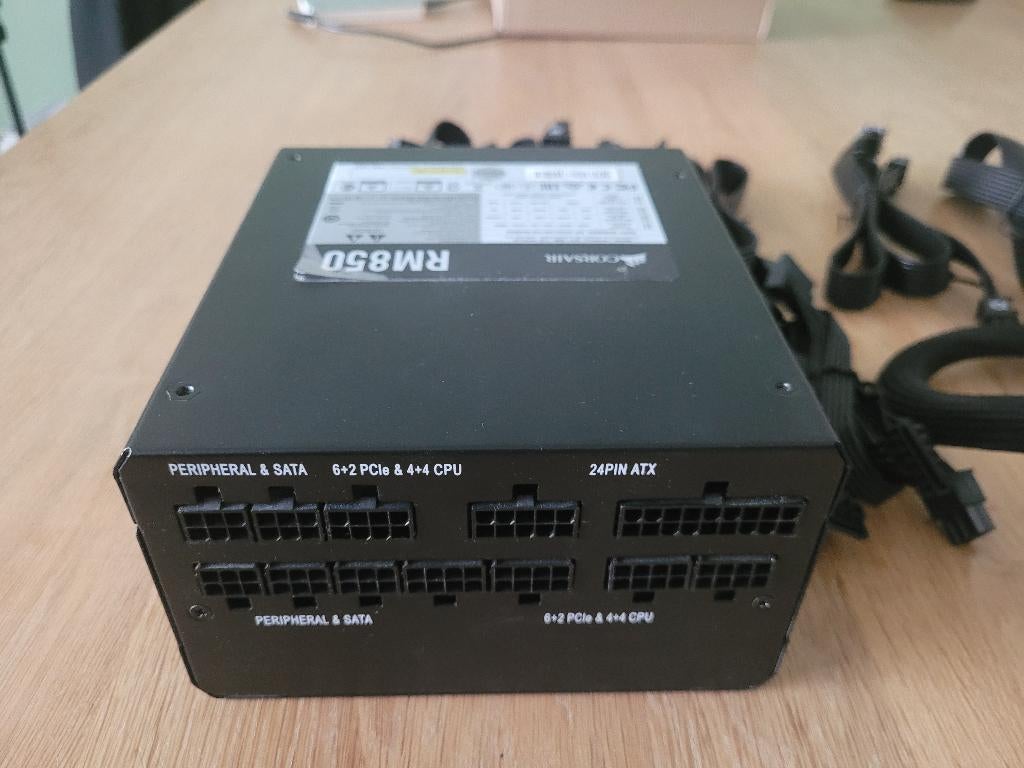 Corsair RM850 voeding, Computers en Software, Interne voedingen, Gebruikt, Ophalen of Verzenden