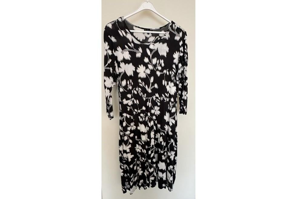 Jurk maat S/M van Bindi. Nieuw, Kleding | Dames, Maat 38/40 (M), Bindi, Zwart, Nieuw