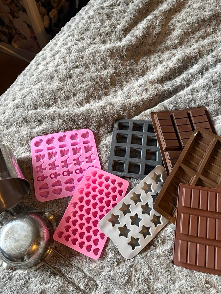 Complete set voor kaarsen, waxmelts en geurblokjes, Nieuw, Meerkleurig, Ophalen of Verzenden, Kunststof