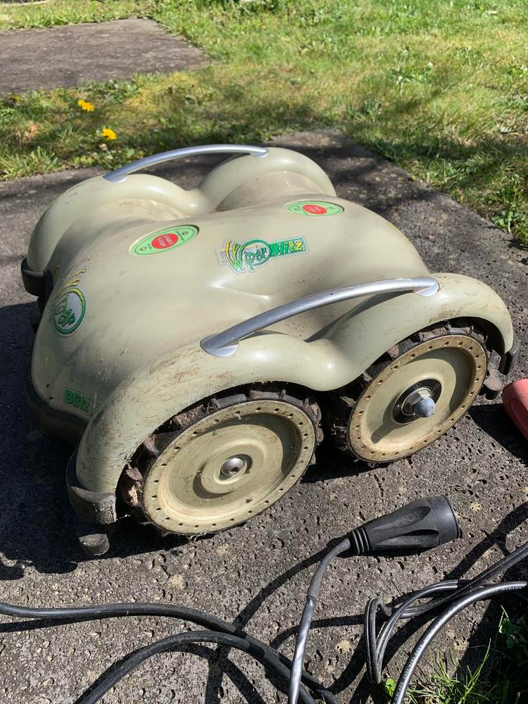 Wiper Blitz maairobot voor de knutselaar, Ophalen, Gebruikt, Meer dan 25 cm