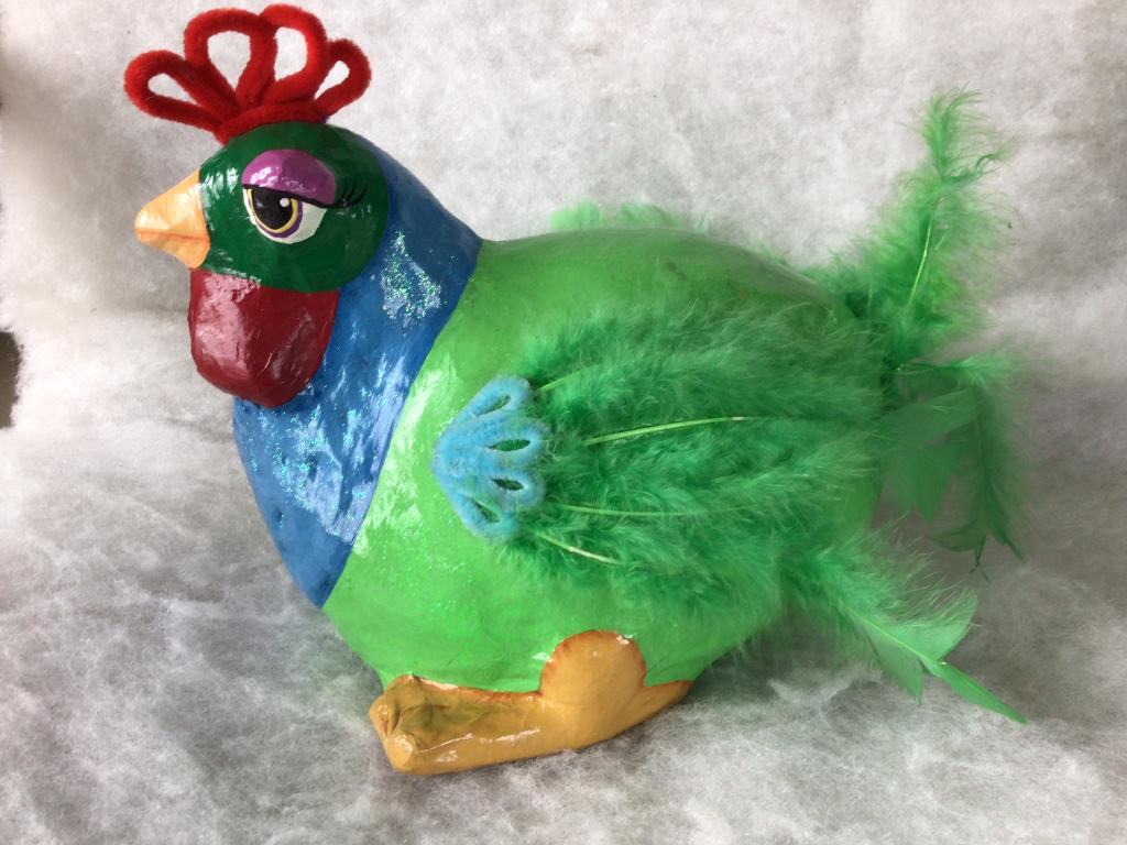 Gekleurde kip. Papier maché., Ophalen of Verzenden
