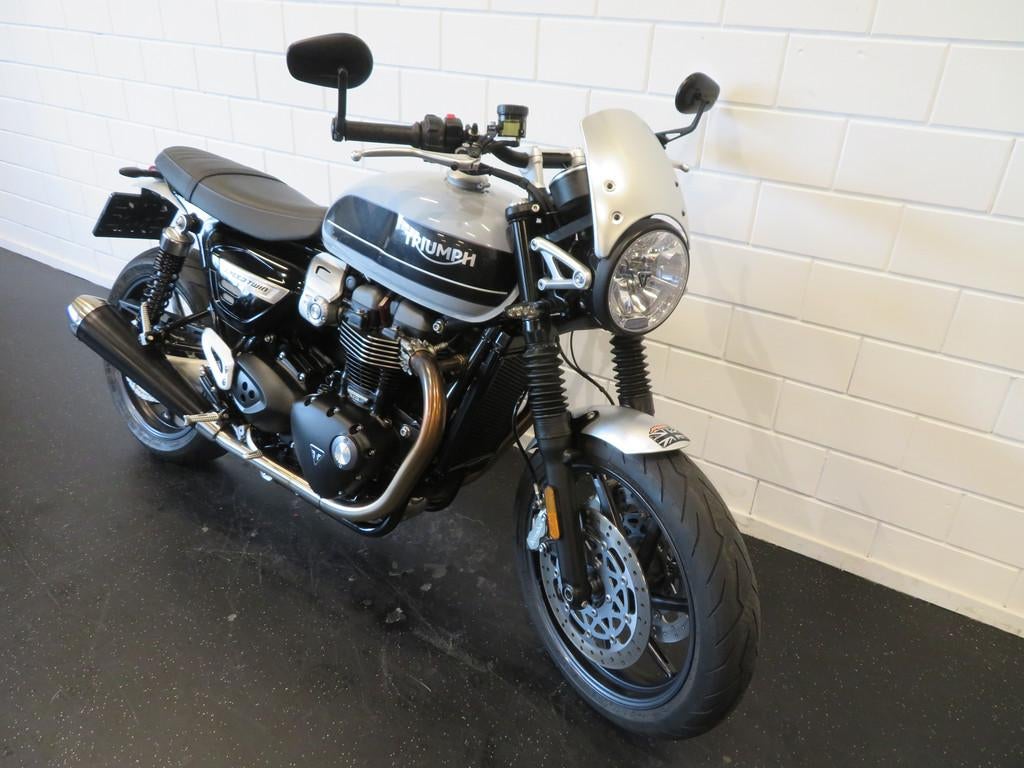 Triumph Speed Twin 1200 ABS NIEUWSTAAT! - foto 2