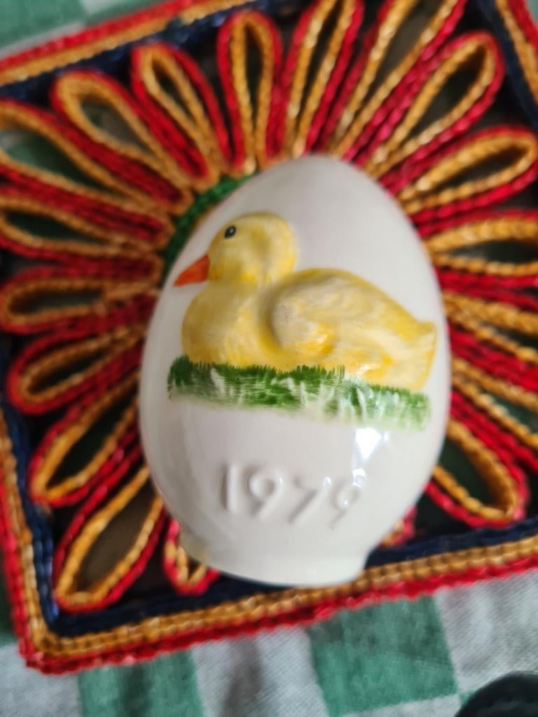 Goebel annual easter egg 1979, Ophalen of Verzenden, Zo goed als nieuw, Dier
