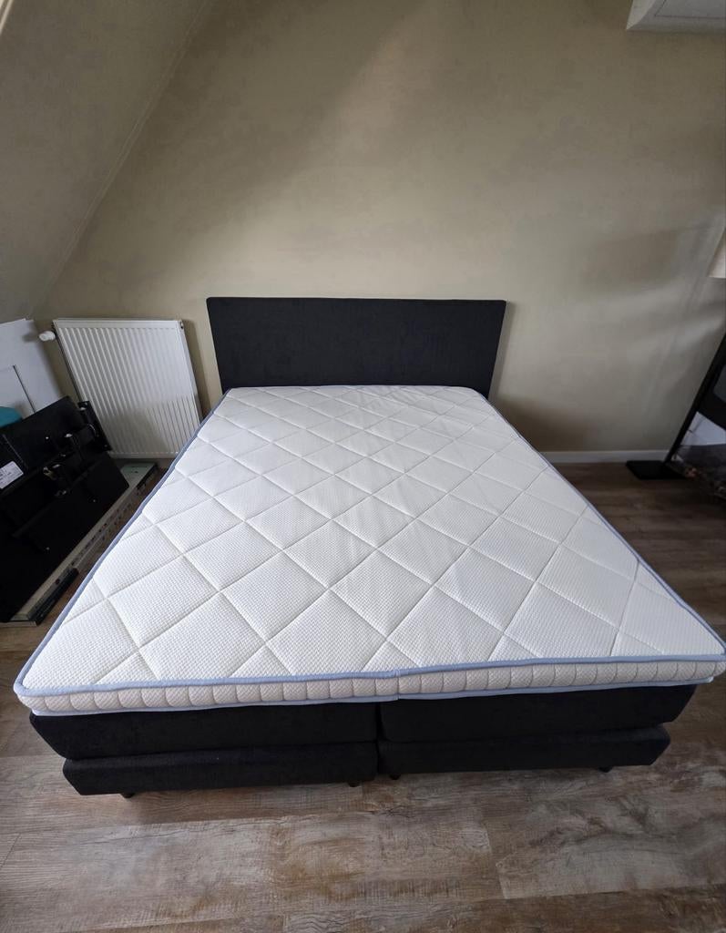 Swiss Sense tweepersoons boxspring met matras, Ophalen, Zwart, Tweepersoons, 140 cm