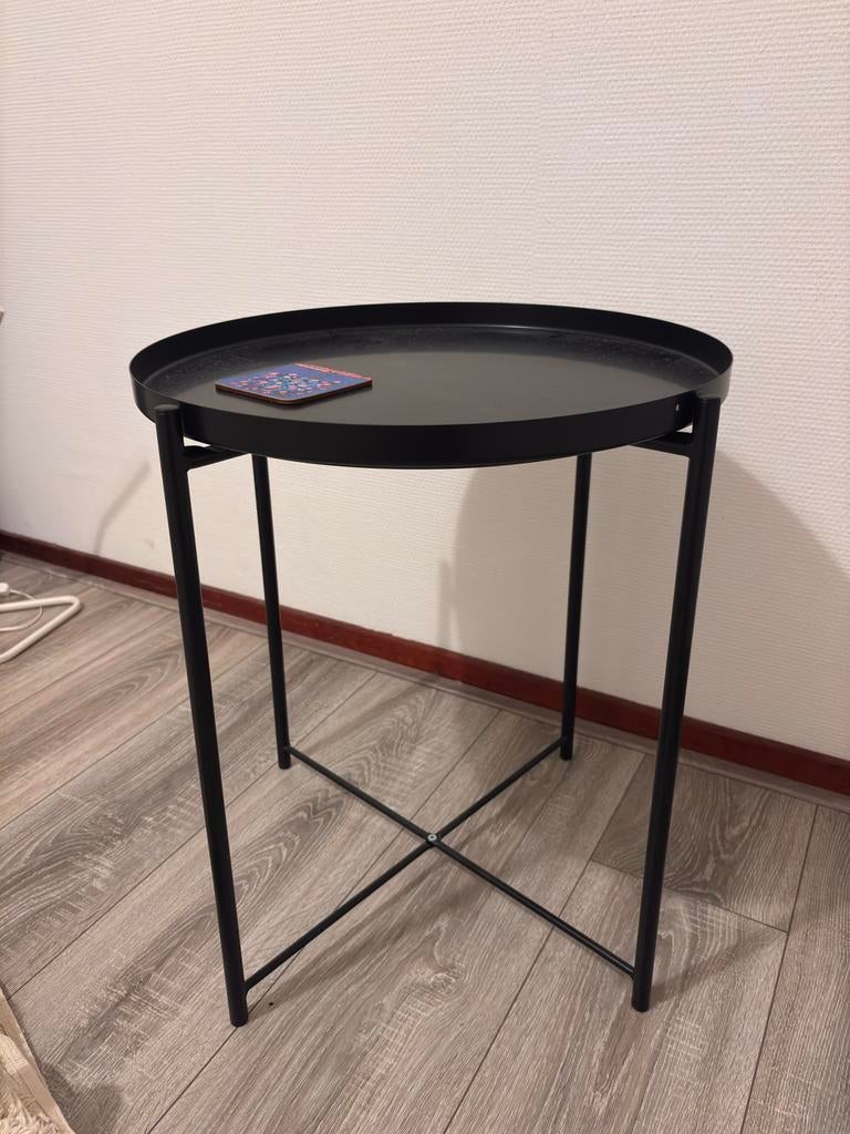 Ikea GLADOM Salontafel zwart, 45x53 cm - Zo goed als nieuw, Huis en Inrichting, Ophalen, Minder dan 50 cm, 50 tot 75 cm, Rond