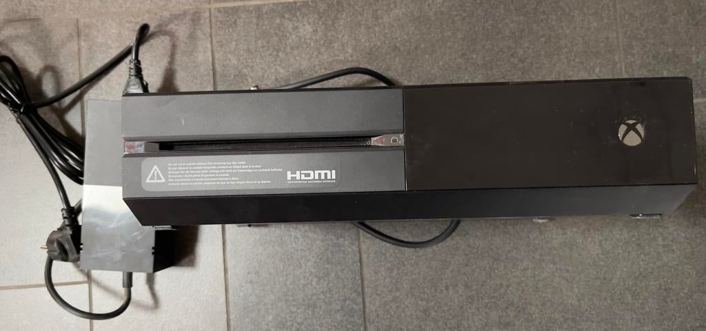 Xbox One Xbox One met  controller en games, Spelcomputers en Games, Spelcomputers | Xbox One, 500 GB, Xbox One, Ophalen of Verzenden