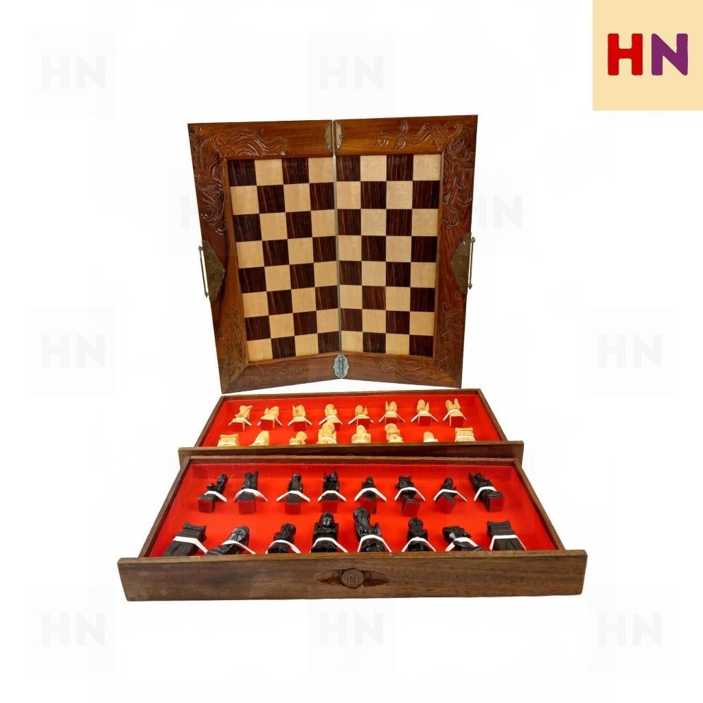 Prachtig Handgestoken Chinees Schaakspel in Houten Koffer, Een of twee spelers, Ophalen, Gebruikt