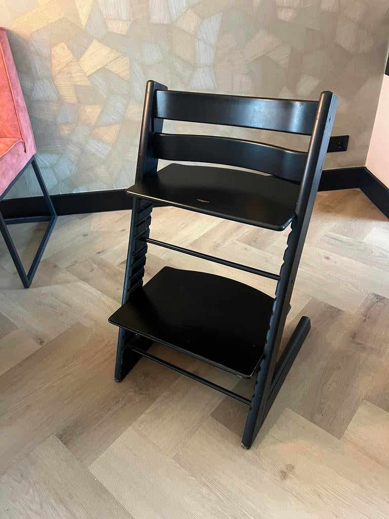 Stokke tripp trapp meegroeistoel zwart, Ophalen, Gebruikt, Meegroeistoel