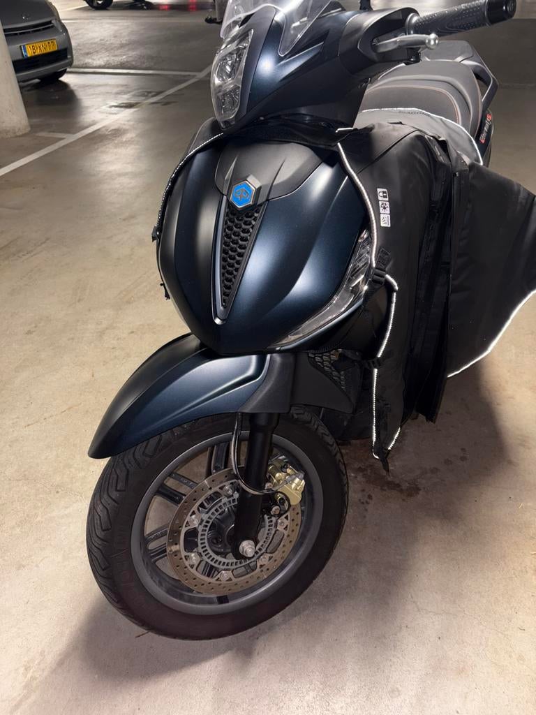 Piaggio beverly 400S, Ophalen, Overige modellen, 399 cc, Zo goed als nieuw