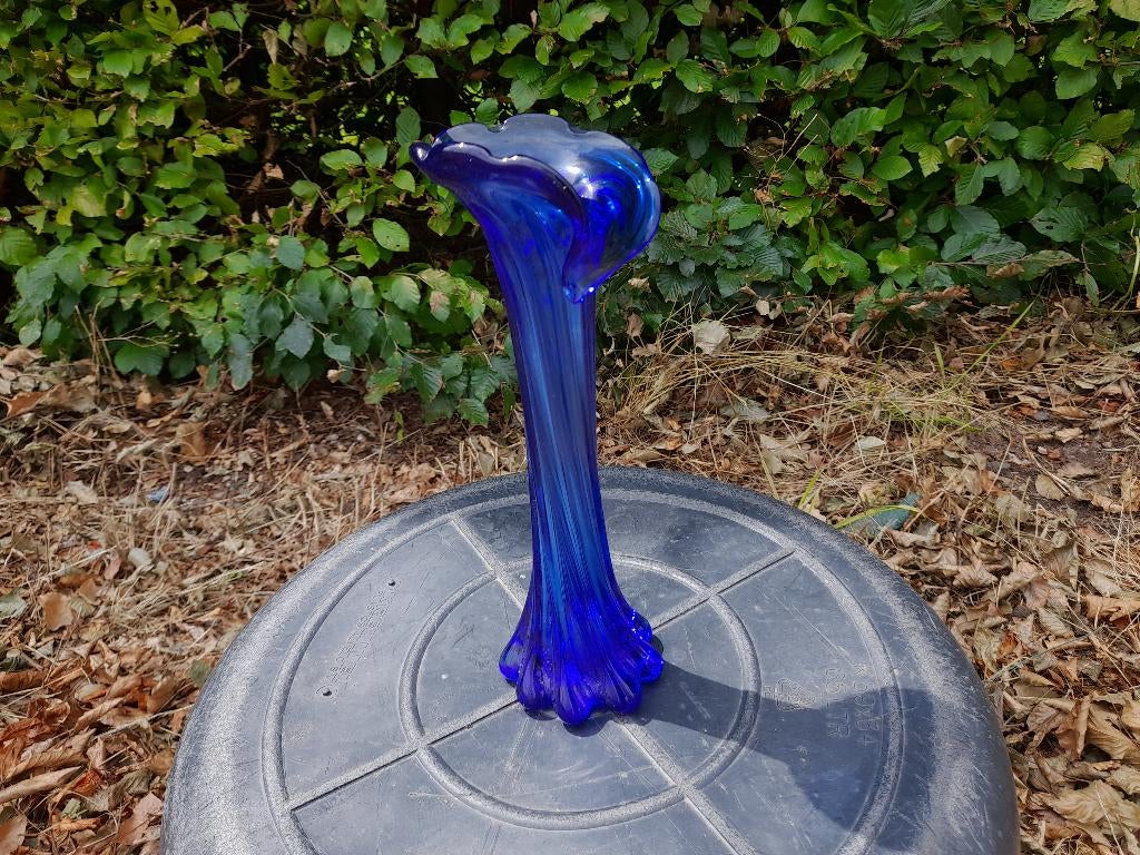 zeer oude vintage donker blauwe glazen vaas, Ophalen of Verzenden