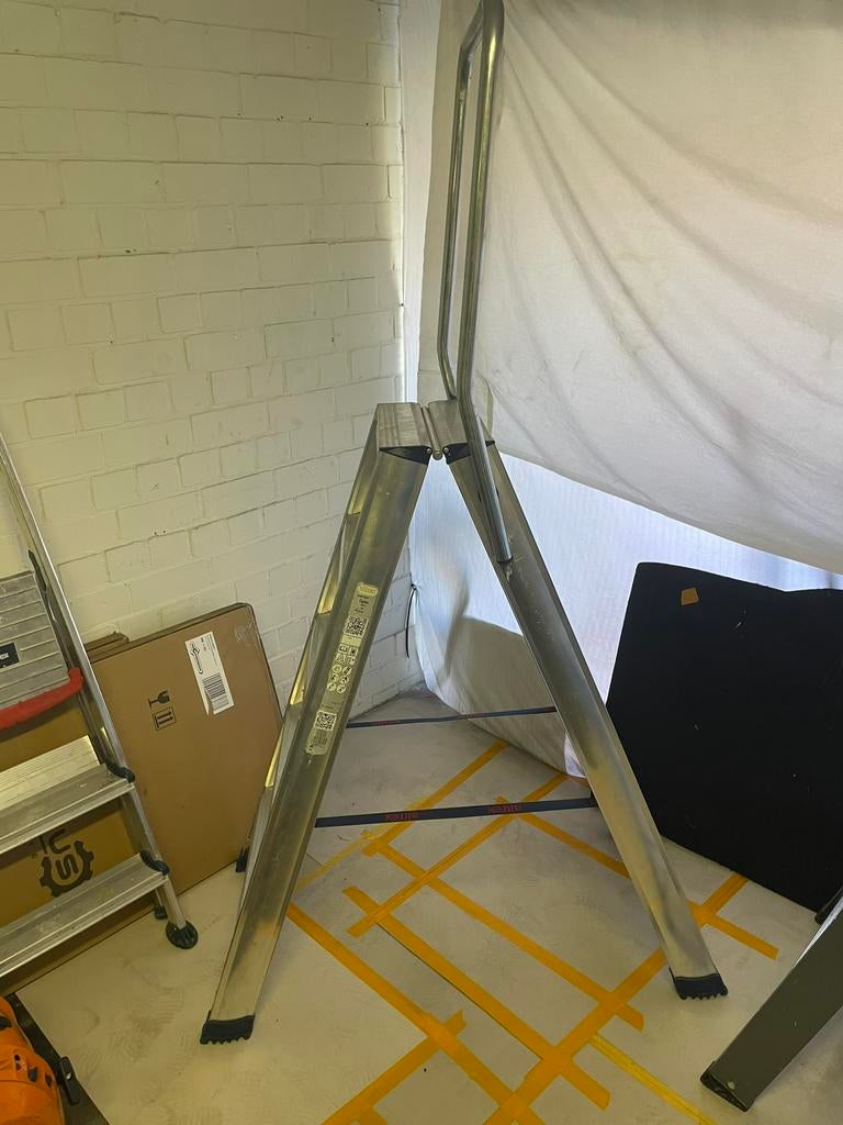 Altrex trap Altrex trap Falco, Ophalen, Zo goed als nieuw, Trap, Minder dan 2 meter