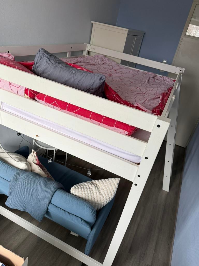 IKEA hoogslaper: 140  200 cm– iets verlaagd – goede staat, Ophalen, Gebruikt, Hoogslaper