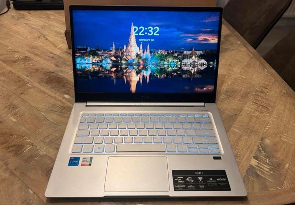 Laptop Acer Swift 3 14inch, Met videokaart, 2 tot 3 Ghz, Qwerty, 8 GB