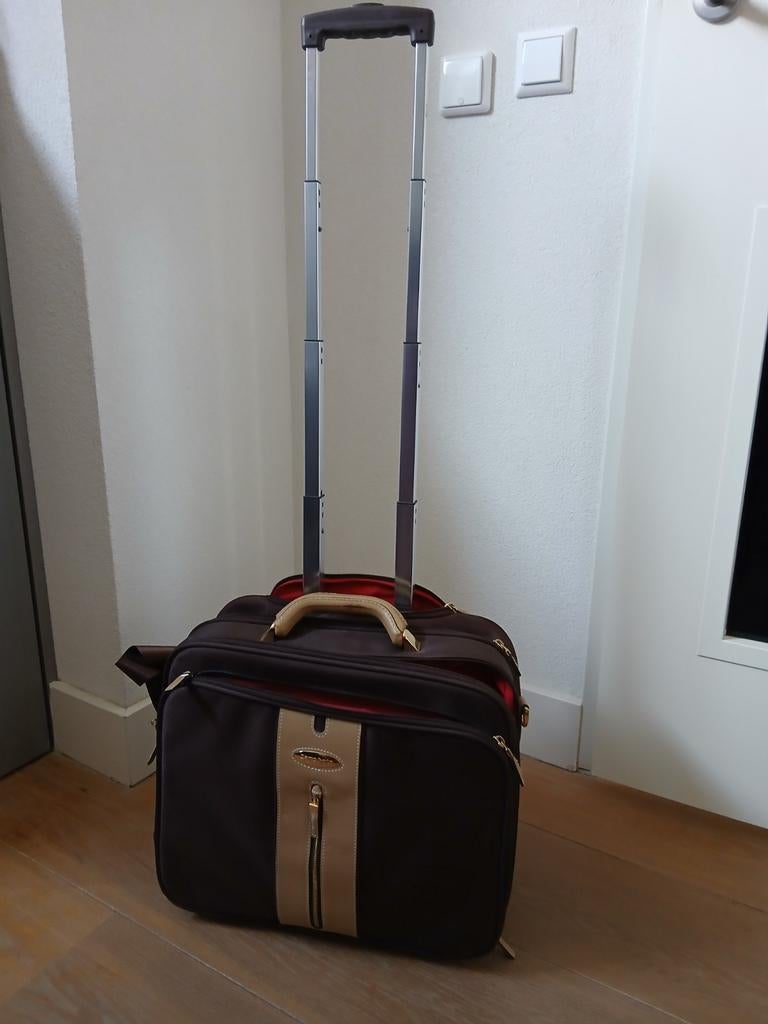 Samsonite reis/werktrolley, Ophalen of Verzenden, Zo goed als nieuw, Leer, Minder dan 50 cm
