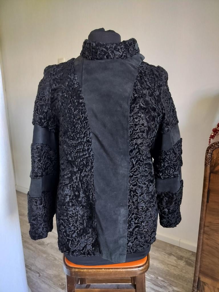 Vintage astrakan/suède jas, Ophalen of Verzenden, Zo goed als nieuw, Maat 38/40 (M), Zwart