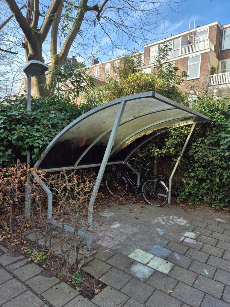 Fietsoverkapping, Ophalen