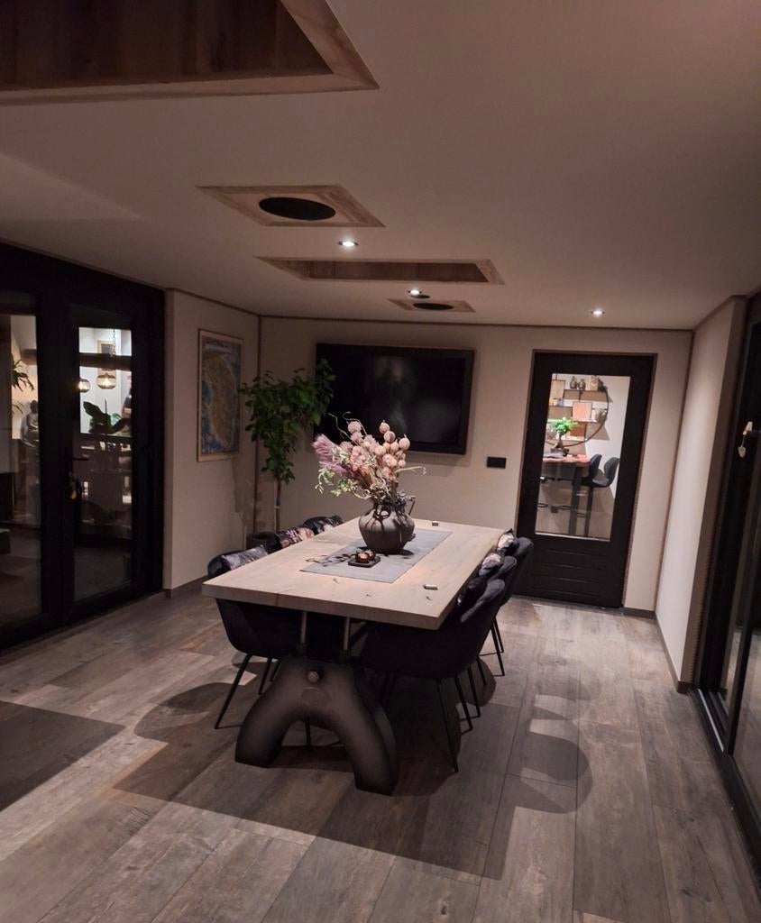 6 Zwarte velvet kuipstoelen, Ophalen of Verzenden, Zo goed als nieuw, Zwart, Stof