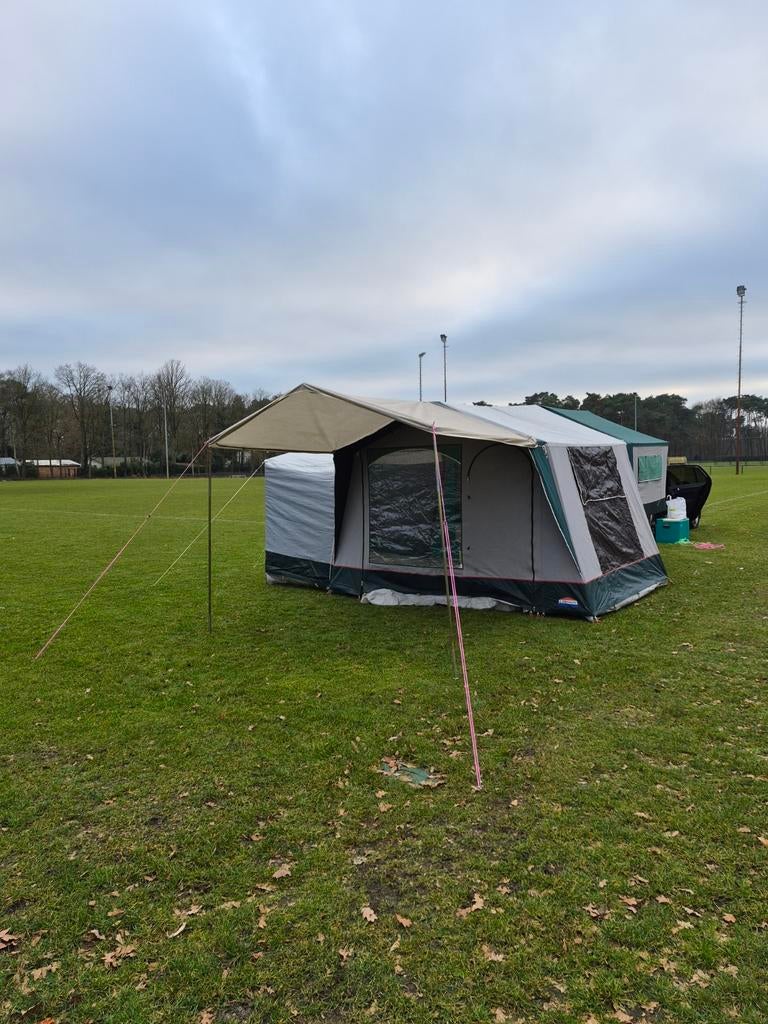 Complete vouwwagen incl voortent erker en luifel, Ophalen