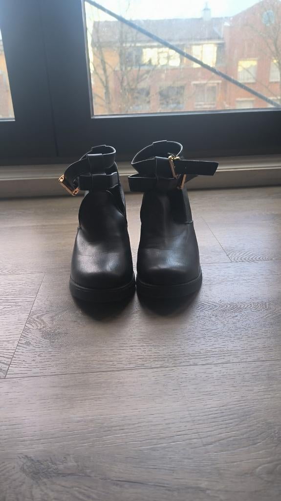 Various Women' Shoes, Kleding | Dames, Schoenen, Ophalen, Zo goed als nieuw, Beige