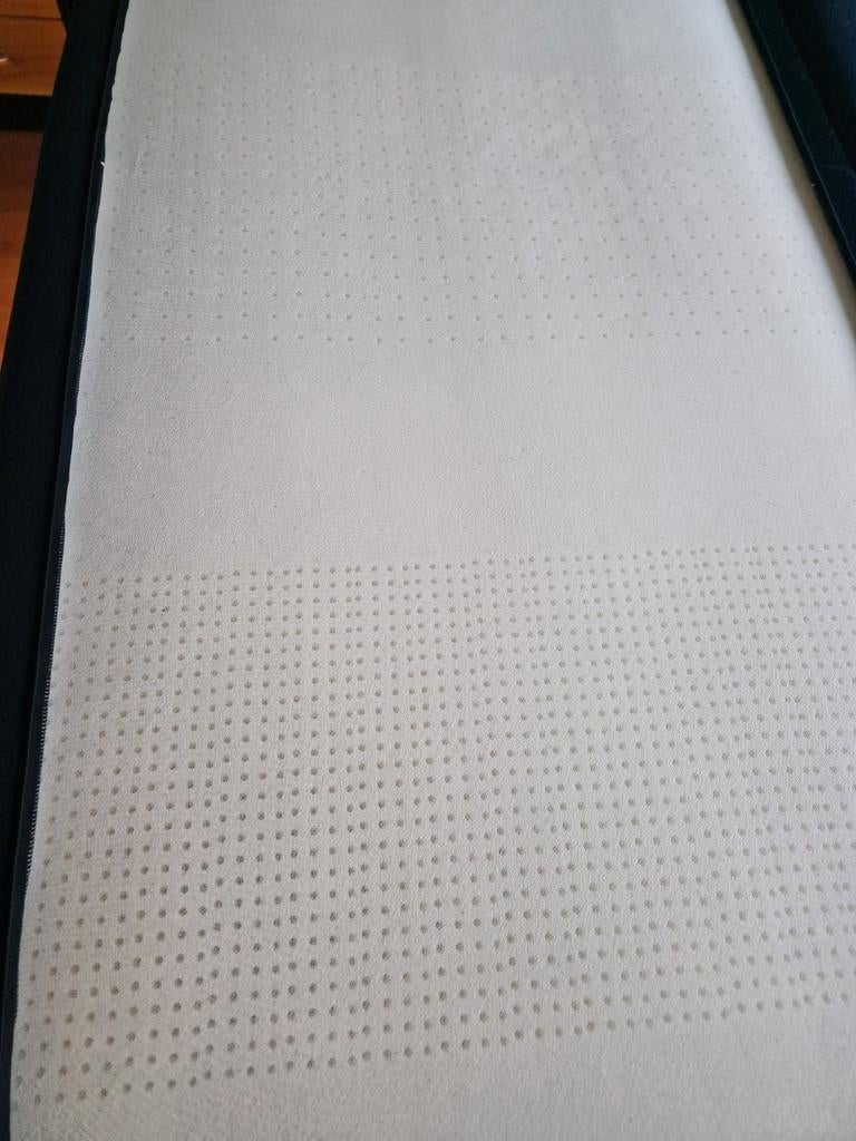 2x Karlsson Vildar Latex Deluxe matrassen (90x200) - ZGAN, Ophalen, 90 cm, Tweepersoons, Zo goed als nieuw