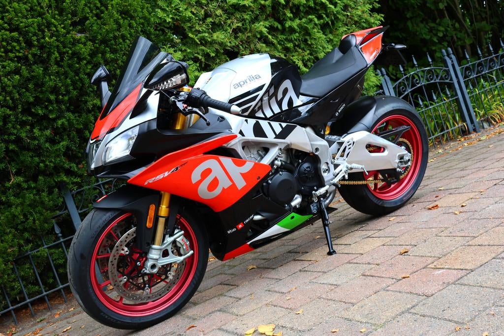 Aprilia RSV4 RF SUPERPOLE APRC ABS V4 201PK (bj 2019), Motoren, Motoren | Aprilia, Bedrijf, Super Sport, Meer dan 35 kW, 999 cc