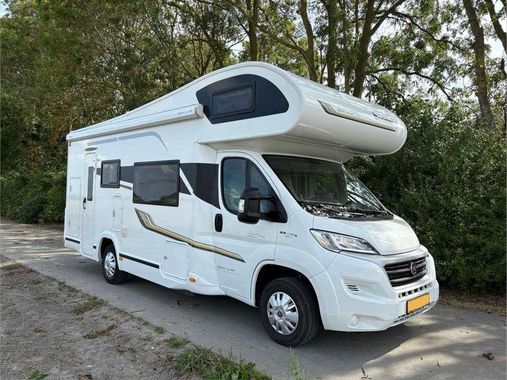 Zeer nette Benimar sport 324, 6 persoons, lage km!, Alkoof, Ringverwarming, Particulier, Meer dan 6